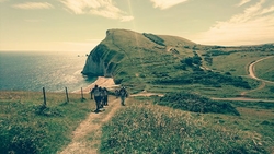 Jurassic Coast Trek Picture 3