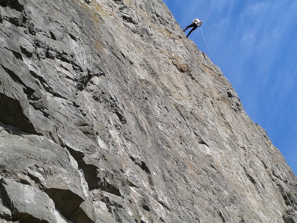 Adventure Cafe organise abseil challenge around the UK, both in natural locations, and from buildings. Predominantly in the South West of England - but also in other locations to suit. This is an extremely exciting way to spend an afternoon in the sunshine (!) hopefully.